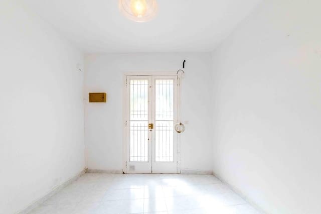 1 bedroom Flat for sale in Sitges - € 215,000 (Ref: 5405536)