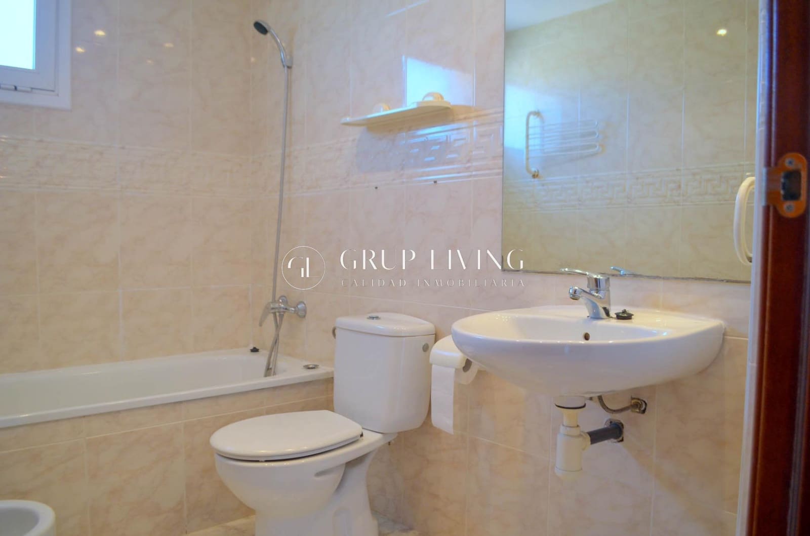 3 bedroom Flat for rent in Sitges with pool garage - € 1,550 (Ref: 6409587)