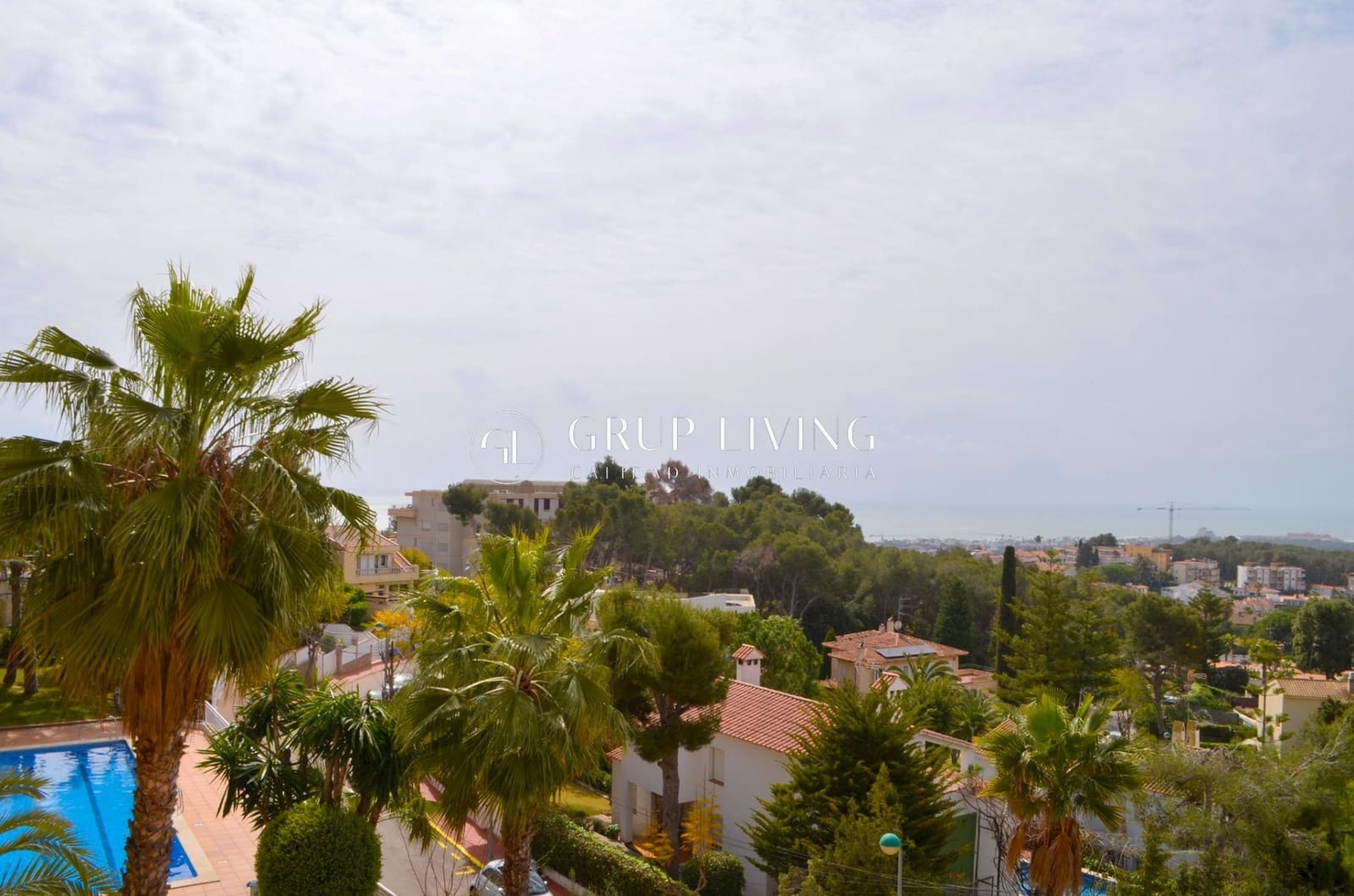 2 quarto Apartamento para arrendar em Sant Pere de Ribes com piscina garagem - 950 € (Ref: 7046755)