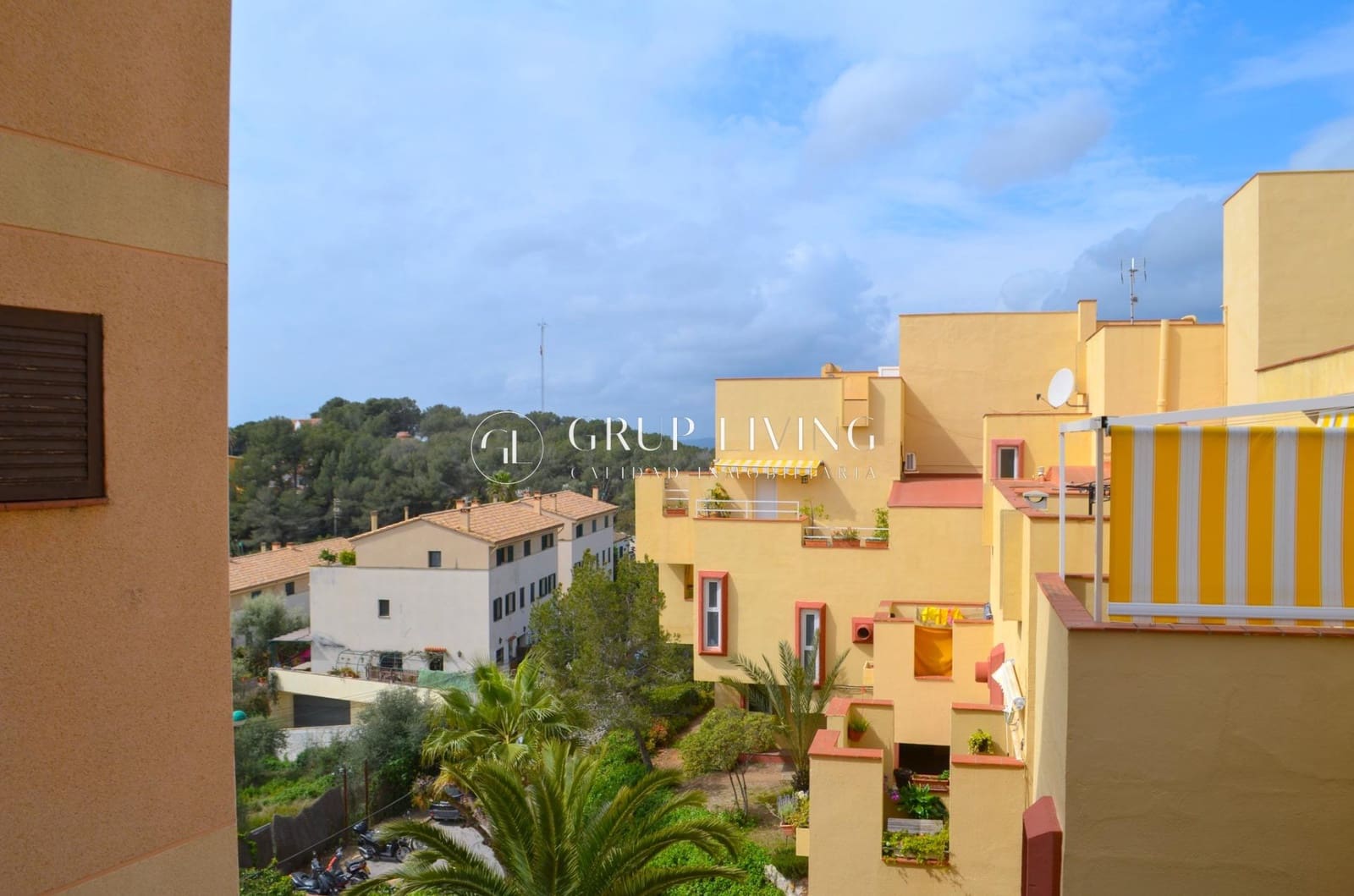 2 quarto Apartamento para arrendar em Sant Pere de Ribes com piscina garagem - 950 € (Ref: 7046755)
