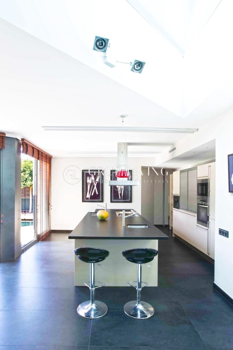 5 soverom Villa til salgs i Sitges med svømmebasseng garasje - € 5 950 000 (Ref: 7479788)