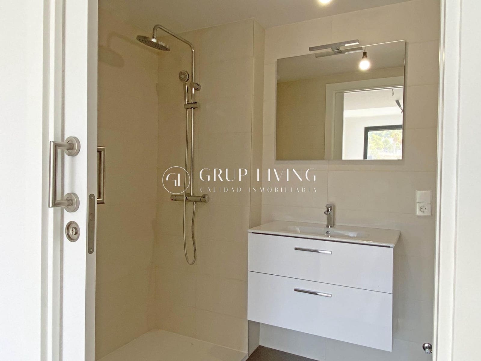 3 makuuhuone Asunto vuokrattavana paikassa Sitges mukana uima-altaan 
autotalli - 2 580 € (Ref: 7546713)