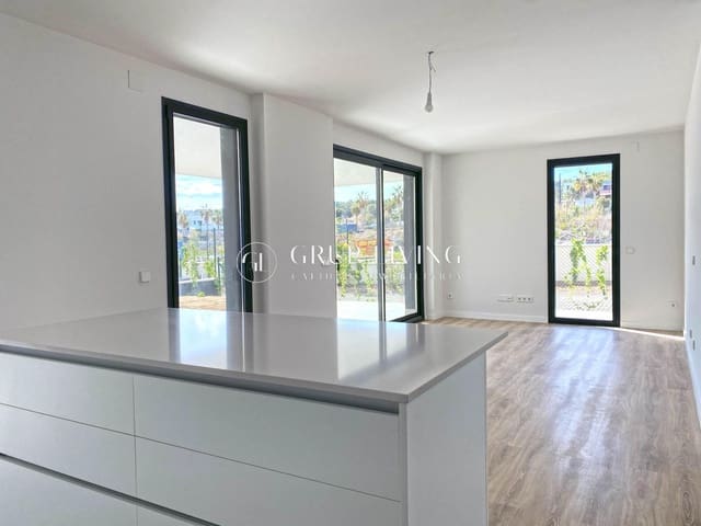 Piso de 3 habitaciones en Sitges en alquiler con piscina garaje - 2.580 € (Ref: 7546713)