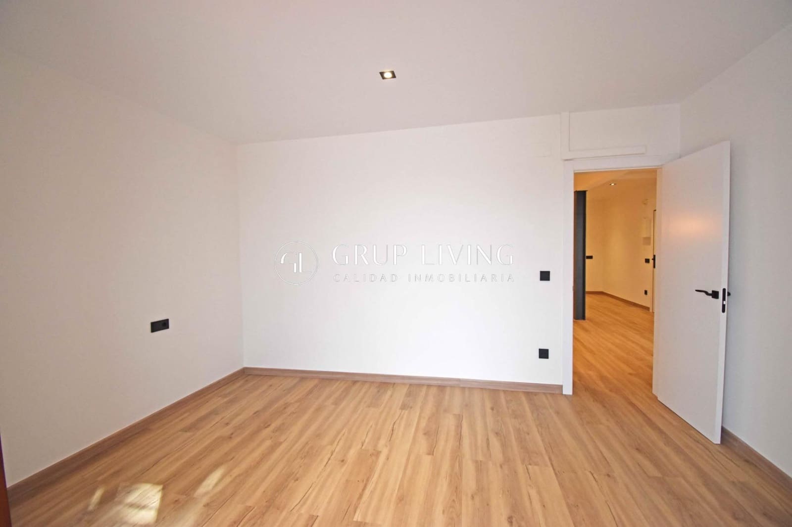 4 soveværelse Lejlighed til leje i Sitges - € 2.126 (Ref: 7689650)