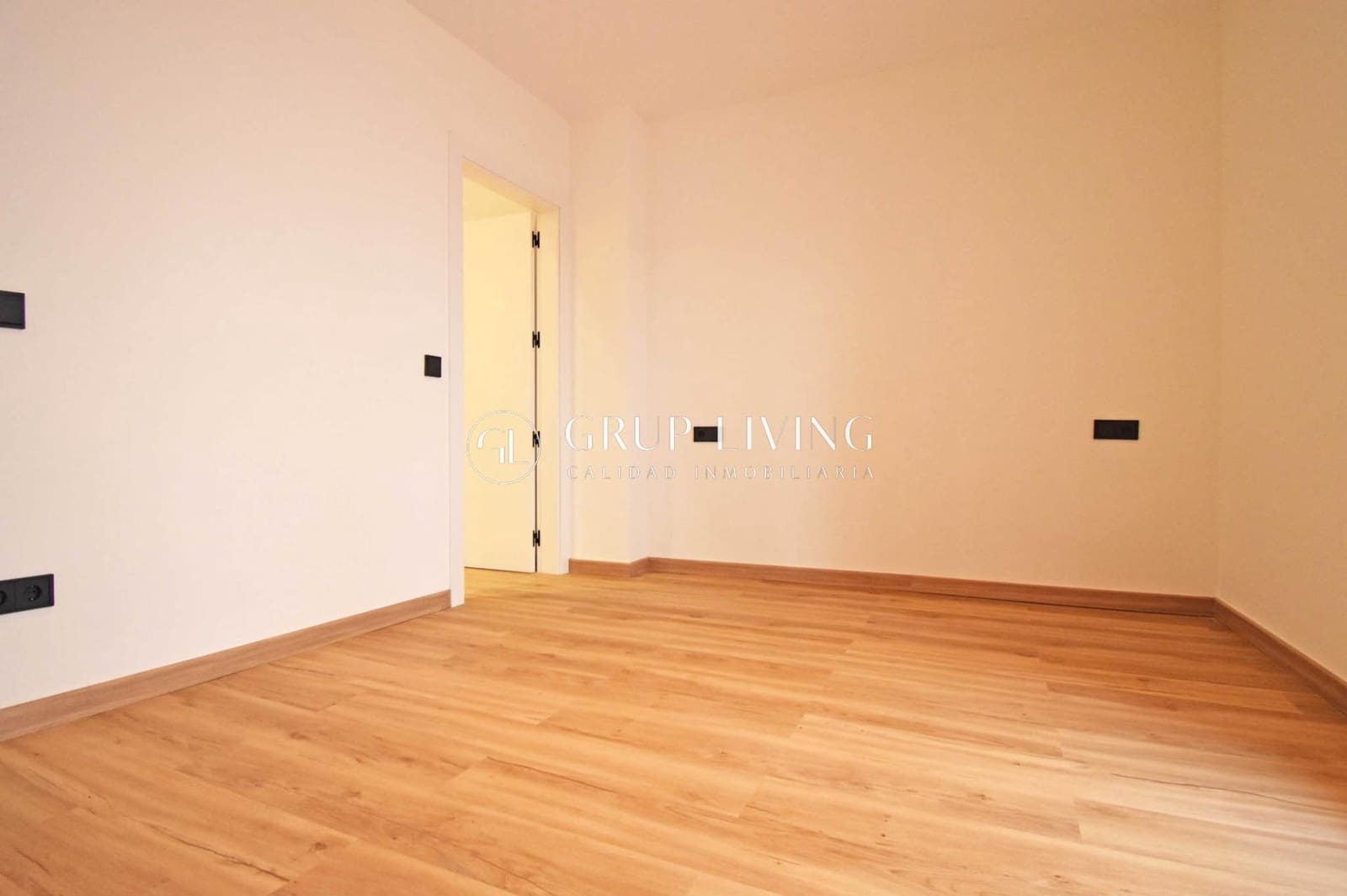 4 soveværelse Lejlighed til leje i Sitges - € 2.126 (Ref: 7689650)