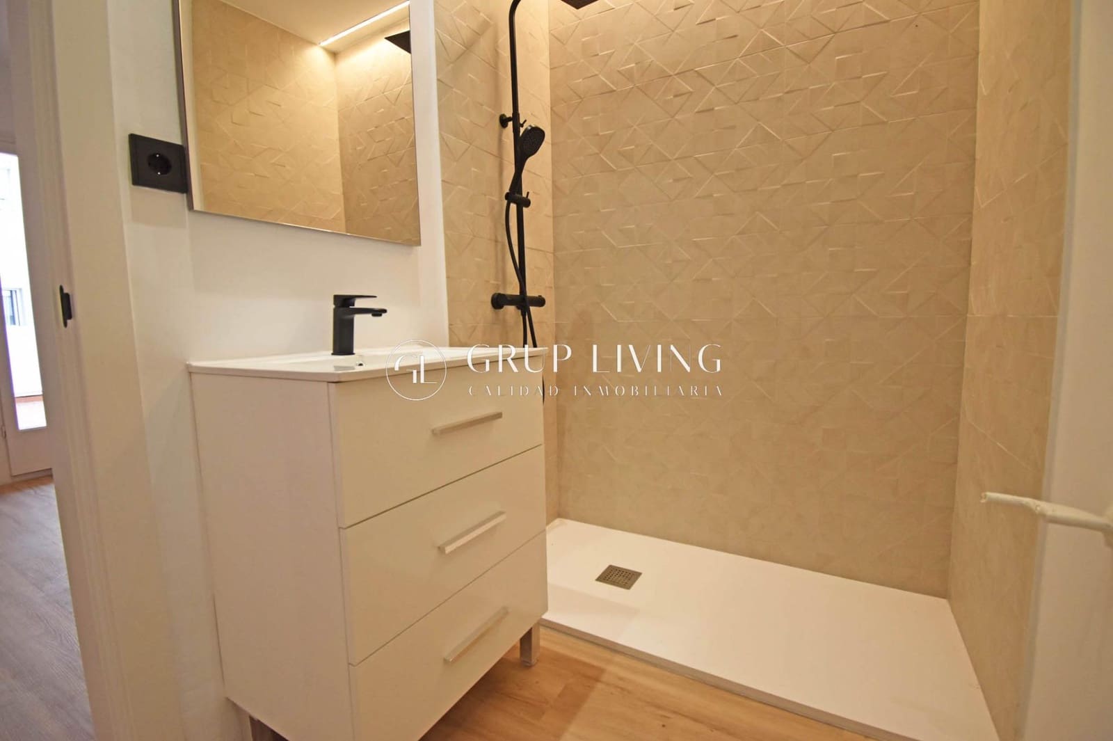 4 soveværelse Lejlighed til leje i Sitges - € 2.126 (Ref: 7689650)