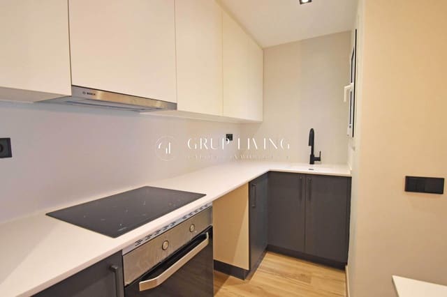 4 soveværelse Lejlighed til leje i Sitges - € 2.126 (Ref: 7689650)