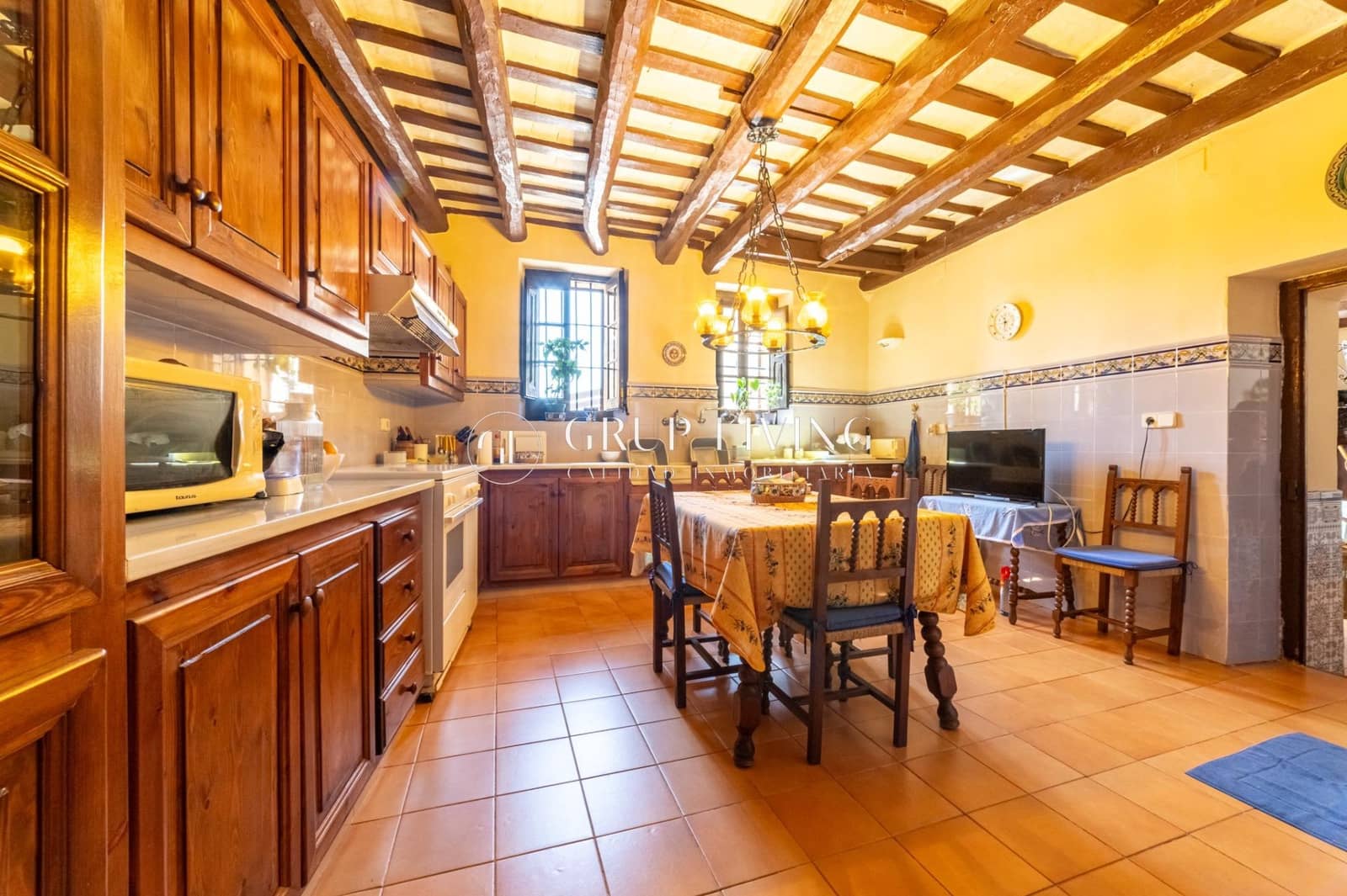 5 soveværelse Byhus til salg i Sant Pere de Ribes med garage - € 800.000 (Ref: 7734211)