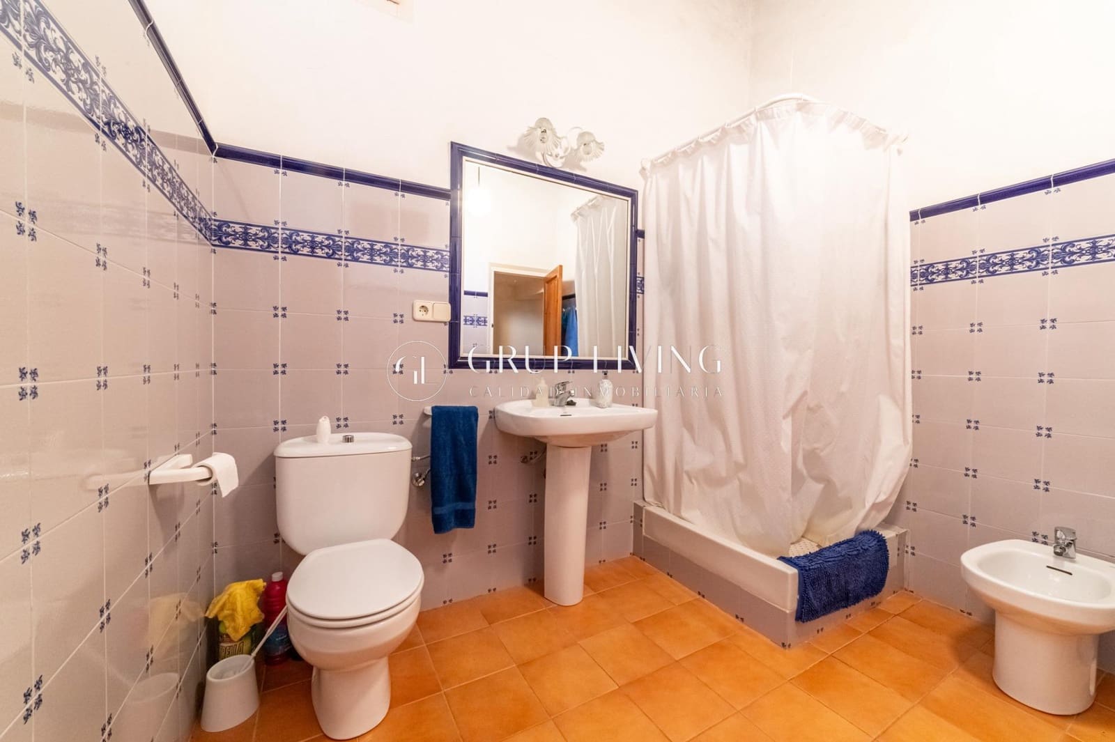 5 soveværelse Byhus til salg i Sant Pere de Ribes med garage - € 800.000 (Ref: 7734211)