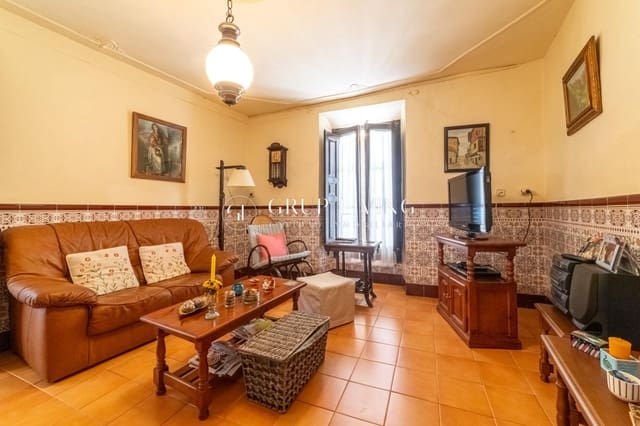 5 slaapkamer Huis te koop in Sant Pere de Ribes met garage - € 800.000 (Ref: 7734211)