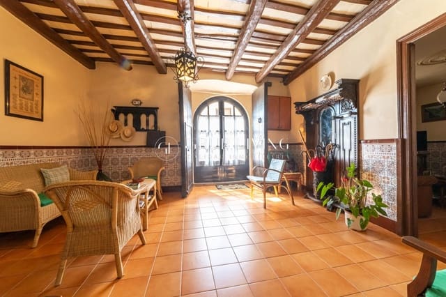 5 slaapkamer Huis te koop in Sant Pere de Ribes met garage - € 800.000 (Ref: 7734211)