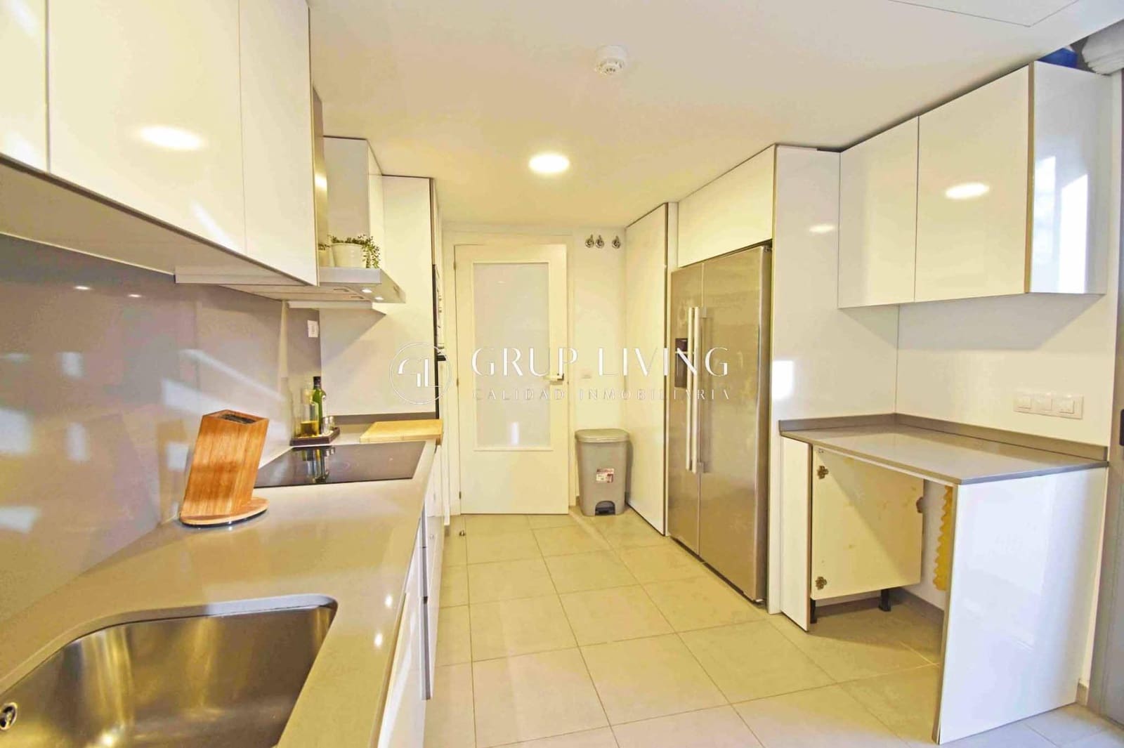3 soverom Leilighet til salgs i Sitges med svømmebasseng garasje - € 925 000 (Ref: 7766573)