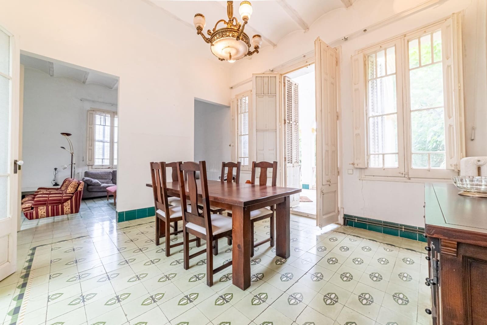 4 soveværelse Villa til salg i Caldes de Malavella med swimmingpool garage - € 595.000 (Ref: 7789013)