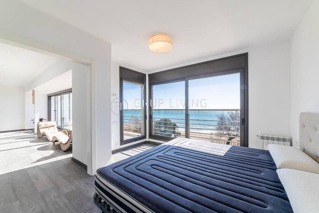 5 soveværelse Villa til leje i Vilanova i la Geltru med garage - € 8.000 (Ref: 8138817)