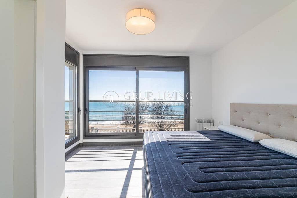 5 soveværelse Villa til leje i Vilanova i la Geltru med garage - € 8.000 (Ref: 8138817)