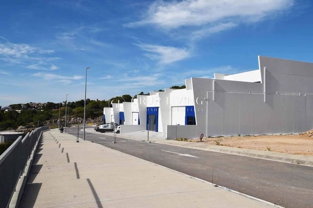 Commercial for sale in Sitges - € 400,000 (Ref: 8181665)