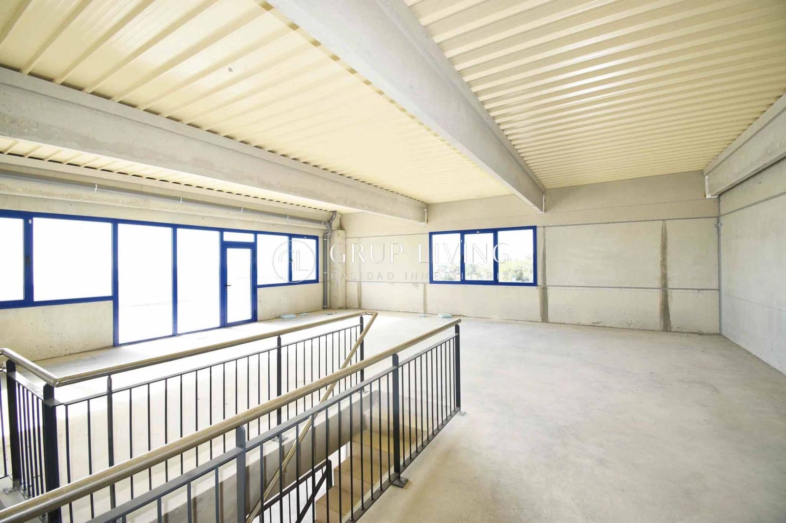 Erhverv til salg i Sitges - € 400.000 (Ref: 8181665)