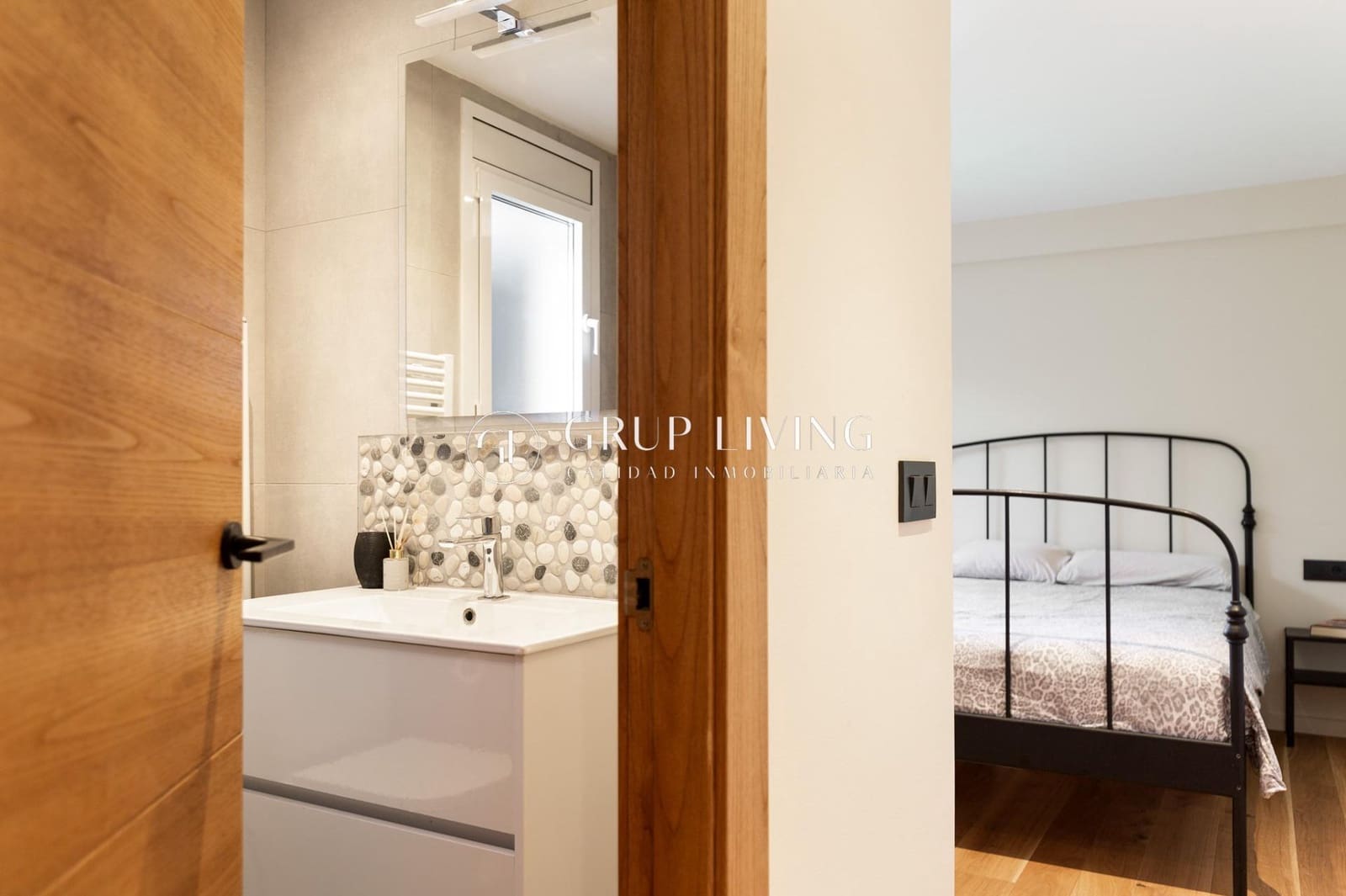 3 soverom Leilighet til leie i Les Botigues de Sitges - € 3 000 (Ref: 8247845)