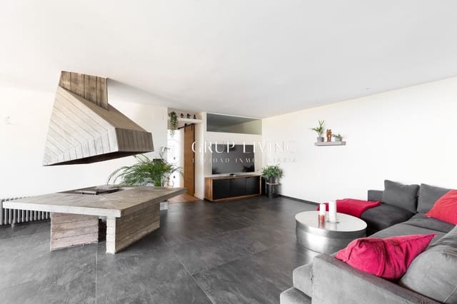 3 soverom Leilighet til leie i Les Botigues de Sitges, Sitges - € 3 000 (Ref: 8247845)