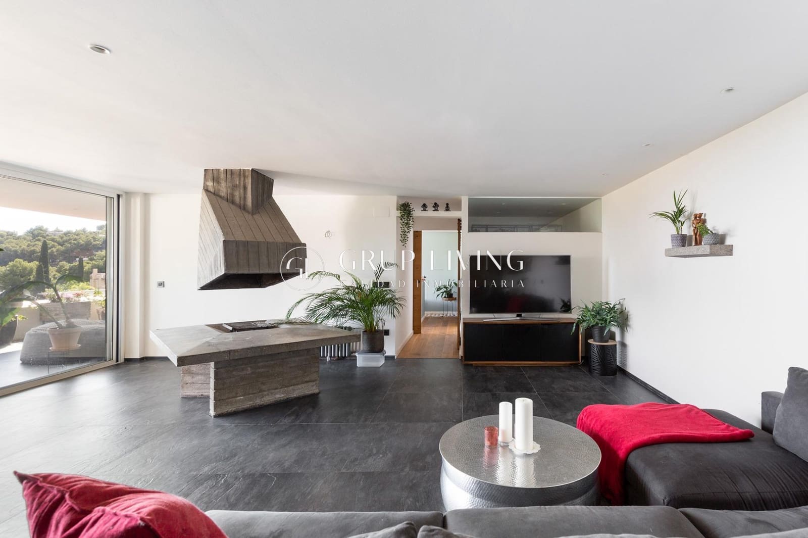 3 soverom Leilighet til leie i Les Botigues de Sitges - € 3 000 (Ref: 8247845)