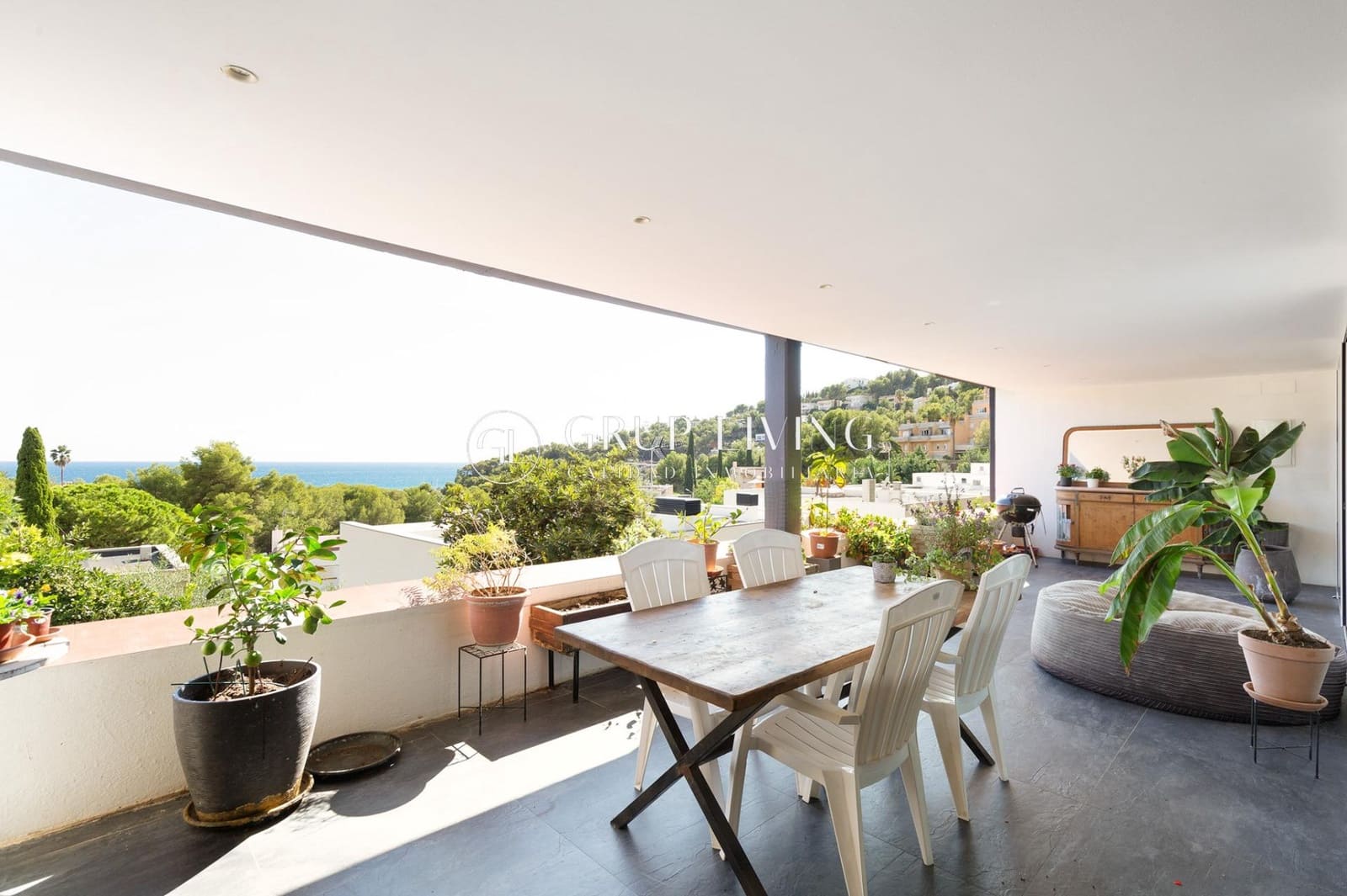 3 soverom Leilighet til leie i Les Botigues de Sitges - € 3 000 (Ref: 8247845)