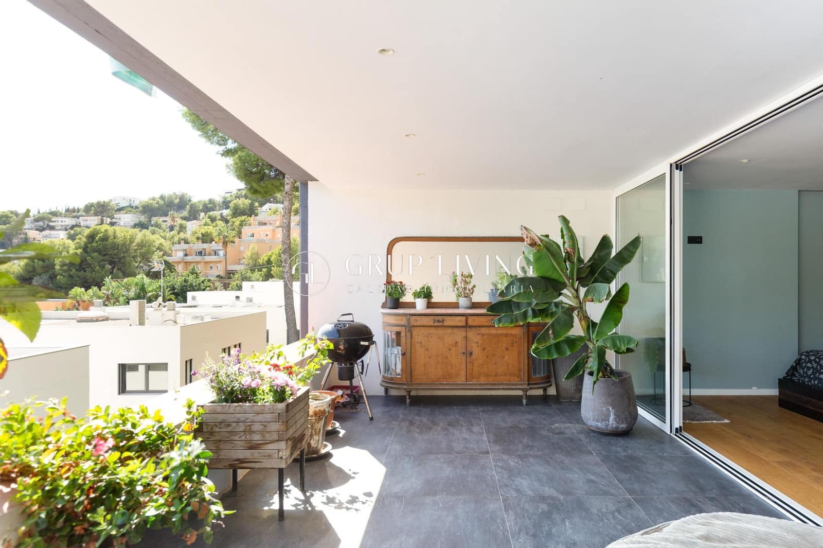 3 soverom Leilighet til leie i Les Botigues de Sitges - € 3 000 (Ref: 8247845)