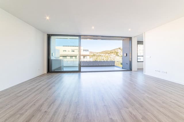 3 bedroom Flat for rent in Sitges with pool garage - € 2,455 (Ref: 8426316)
