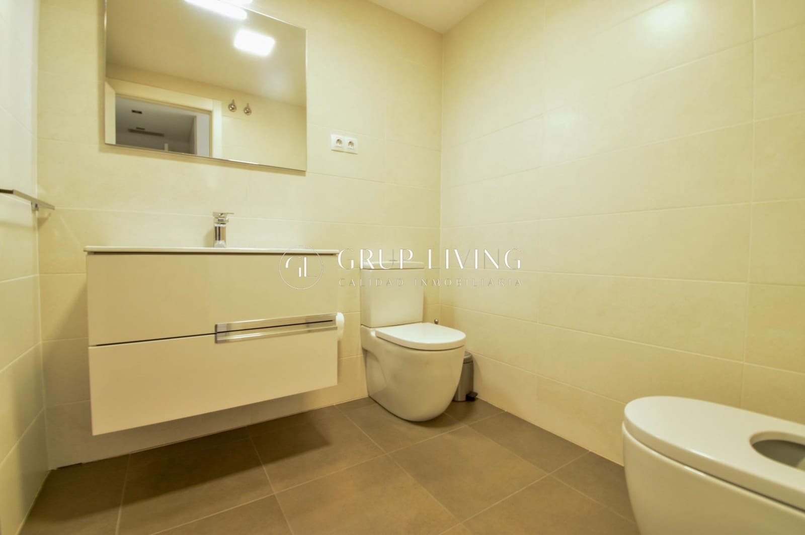 3 bedroom Flat for rent in Sitges with pool garage - € 2,250 (Ref: 8476194)