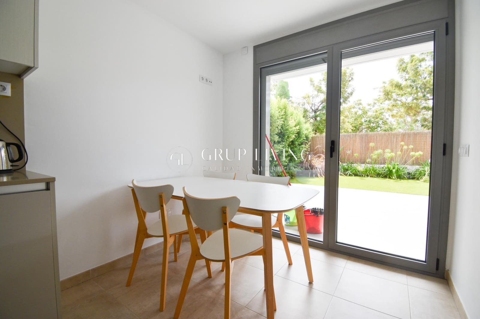 3 bedroom Flat for rent in Sitges with pool garage - € 2,250 (Ref: 8476194)