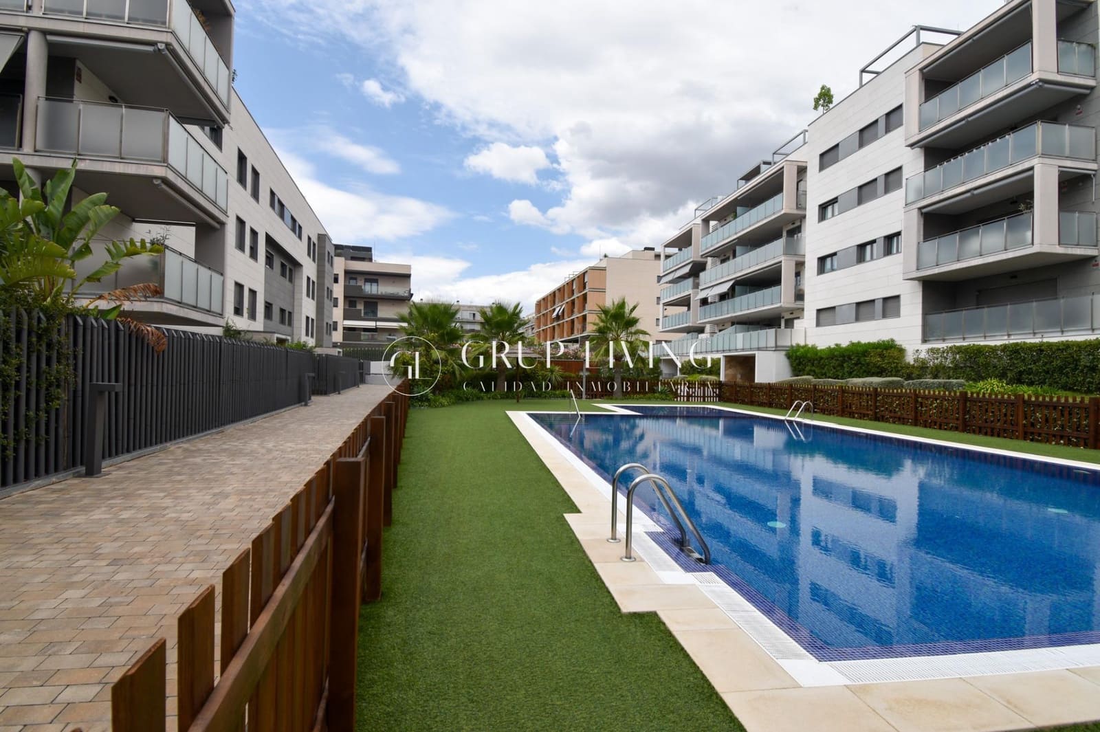3 bedroom Flat for rent in Sitges with pool garage - € 2,250 (Ref: 8476194)