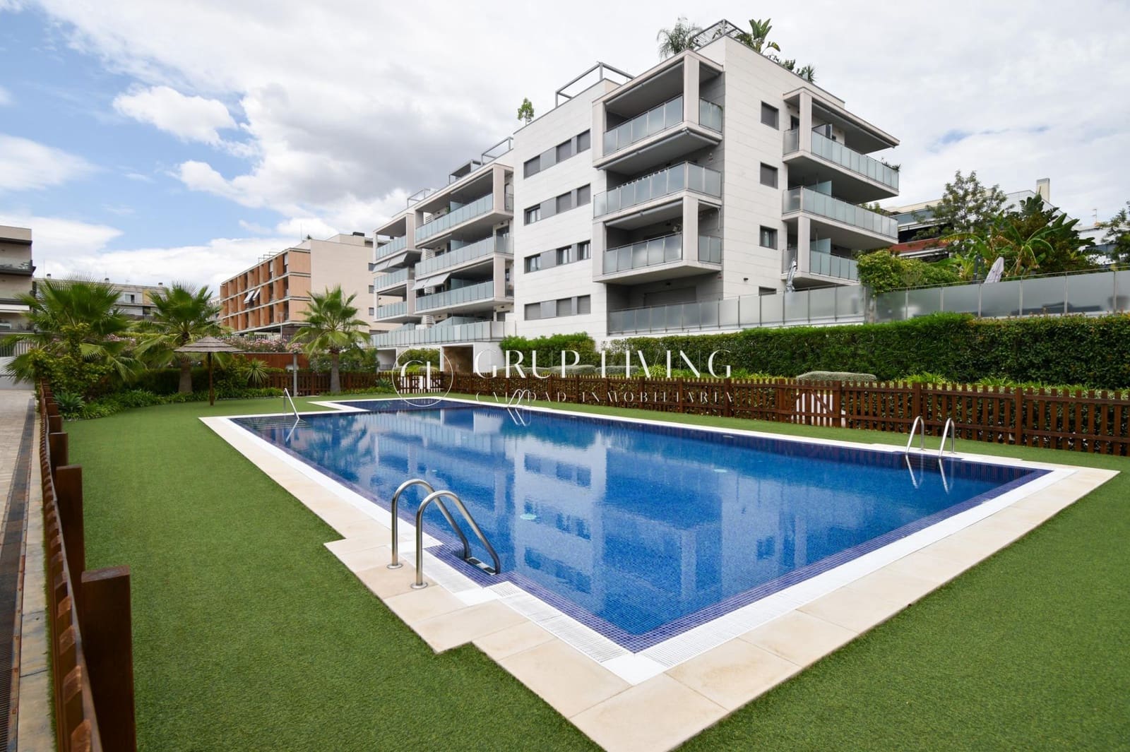 3 bedroom Flat for rent in Sitges with pool garage - € 2,250 (Ref: 8476194)