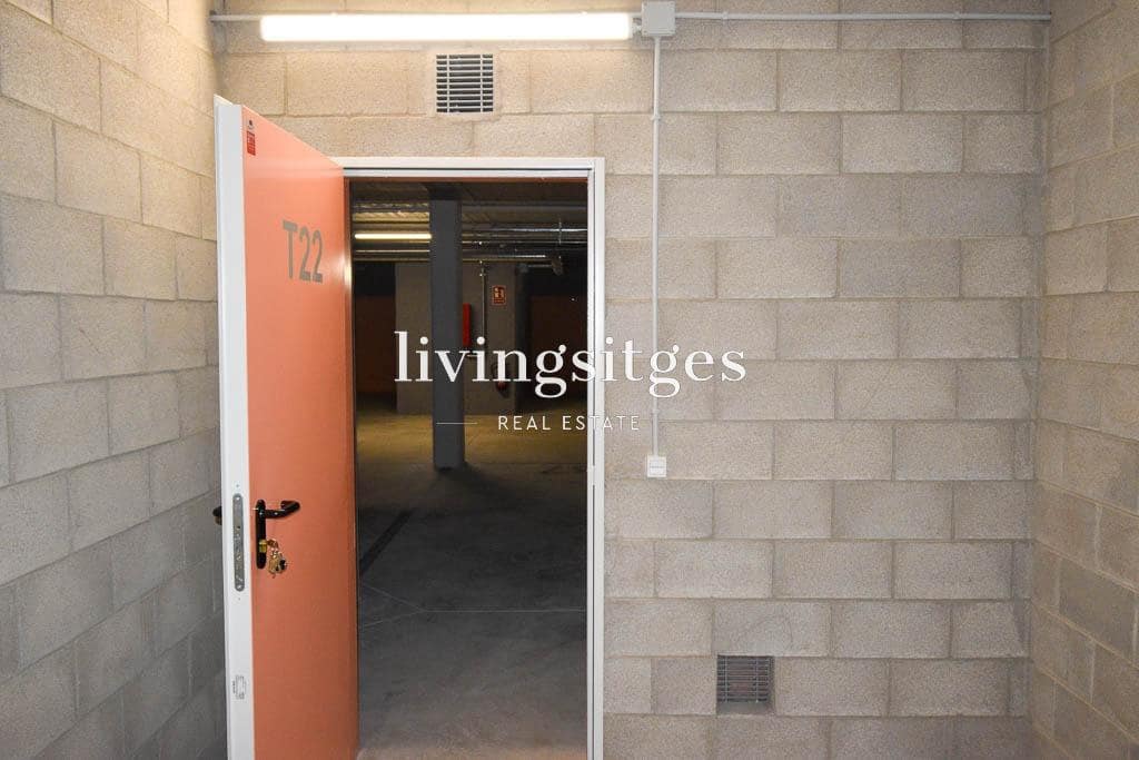 3 bedroom Flat for rent in Sitges with pool garage - € 3,500 (Ref: 8549300)