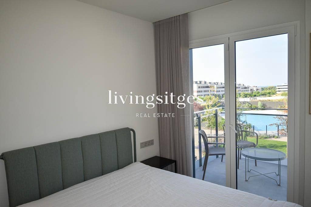 3 bedroom Flat for rent in Sitges with pool garage - € 3,500 (Ref: 8549300)