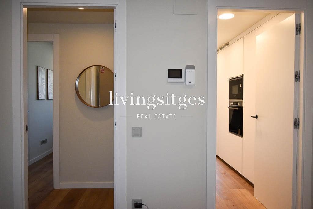 3 bedroom Flat for rent in Sitges with pool garage - € 3,500 (Ref: 8549300)