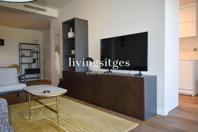 3 bedroom Flat for rent in Sitges with pool garage - € 3,500 (Ref: 8549300)
