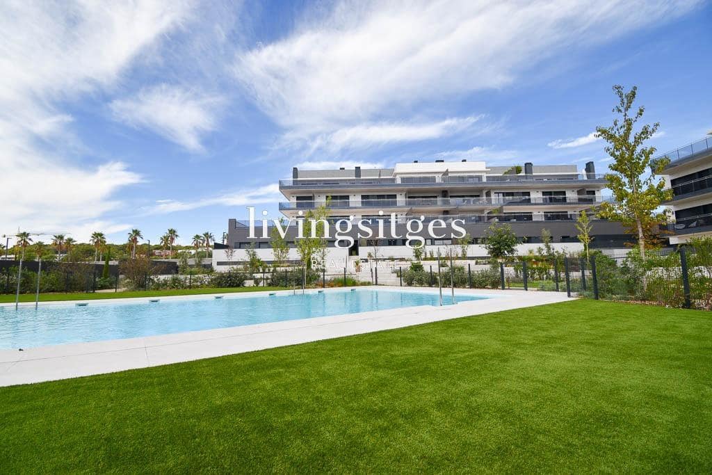 3 bedroom Flat for rent in Sitges with pool garage - € 3,500 (Ref: 8549300)