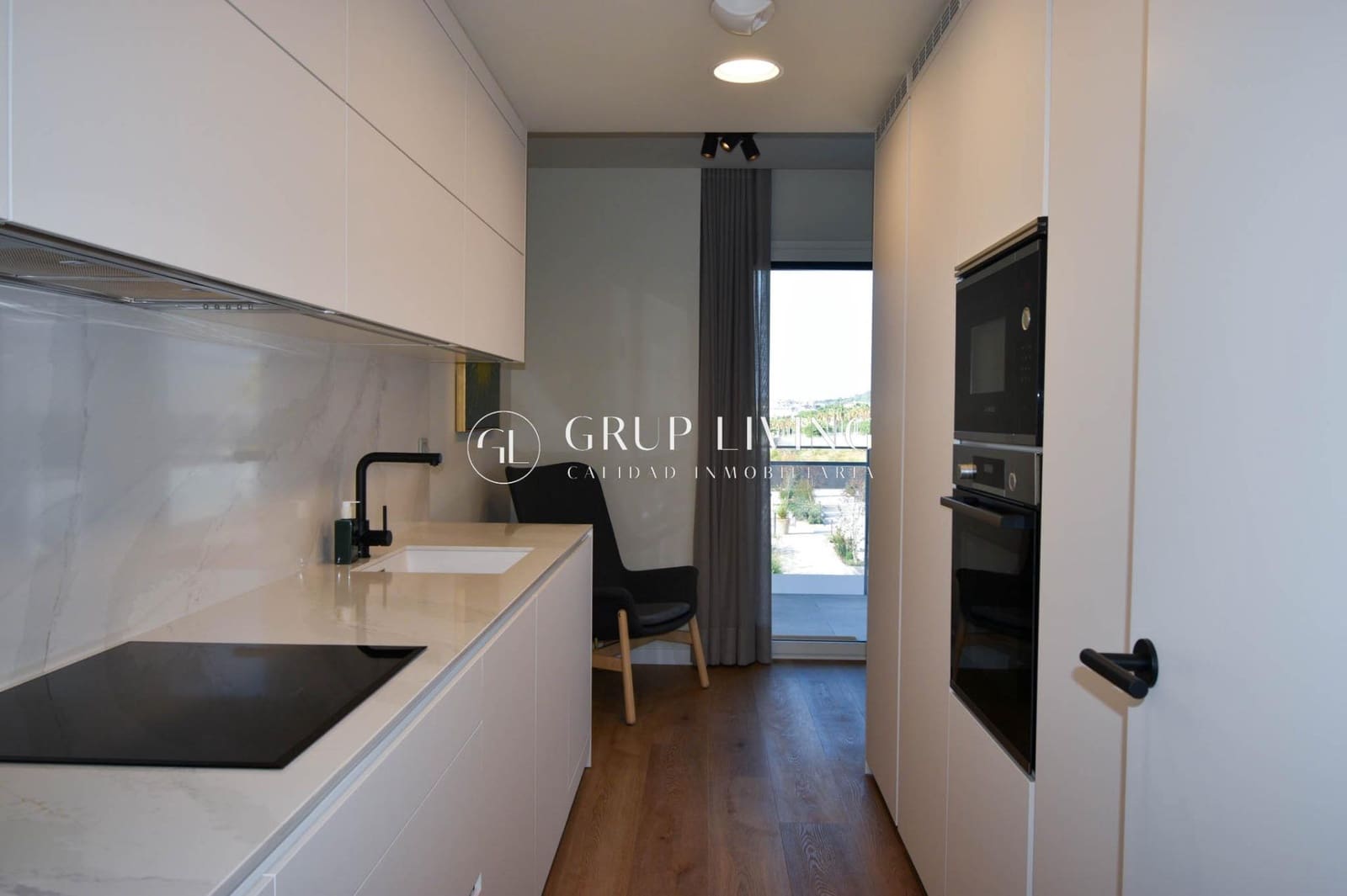 Appartement de 3 chambres à louer à Sitges avec piscine garage - 3 500 € (Ref: 8549300)