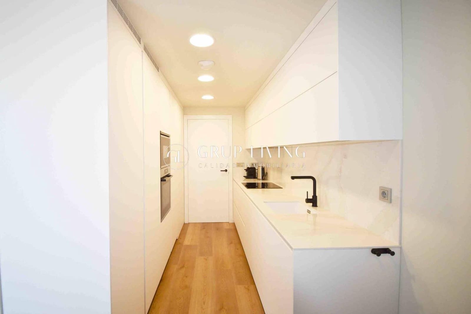 3 sovrum Lägenhet att hyra i Sitges med pool garage - 3 500 € (Ref: 8549300)