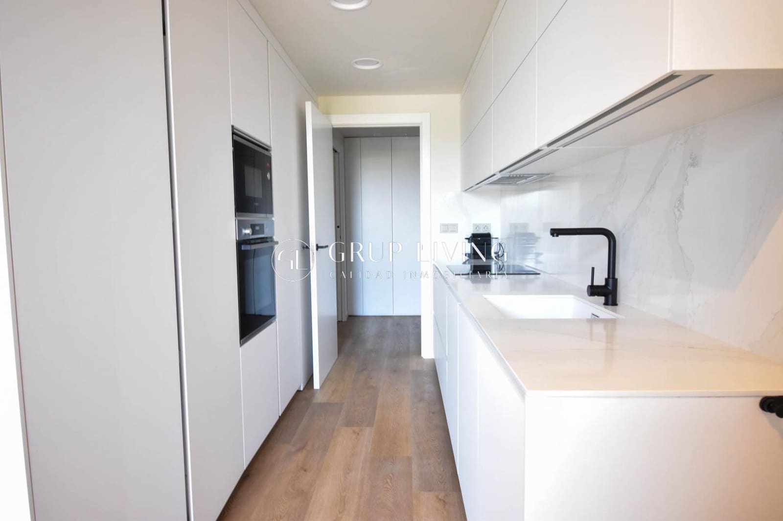 3 sovrum Lägenhet att hyra i Sitges med pool garage - 3 500 € (Ref: 8549300)