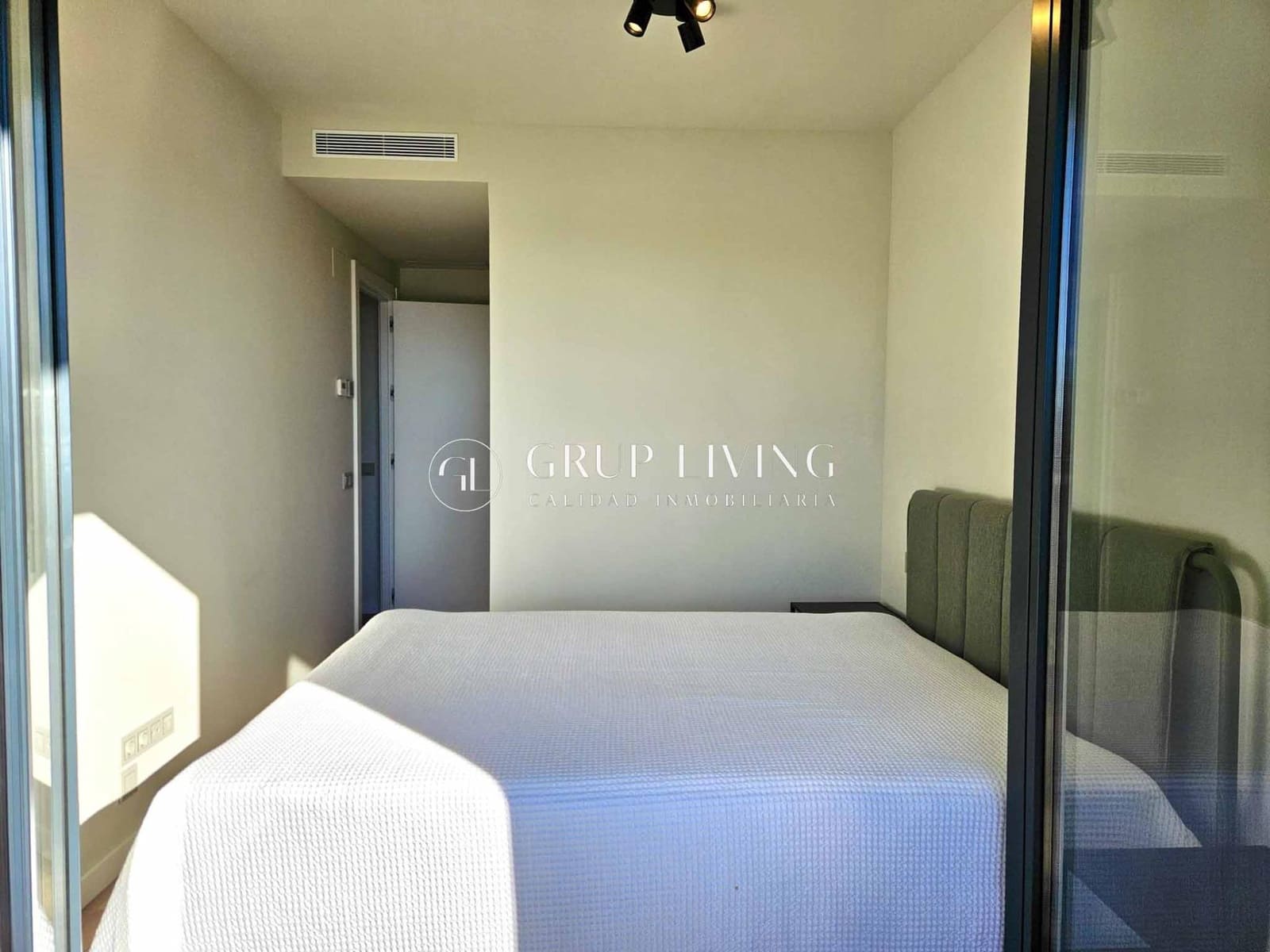 3 soverom Leilighet til leie i Sitges med svømmebasseng garasje - € 3 124 (Ref: 8549300)