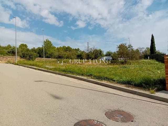 Building Plot for sale in Sant Quintí de Mediona - € 70,000 (Ref: 8570631)