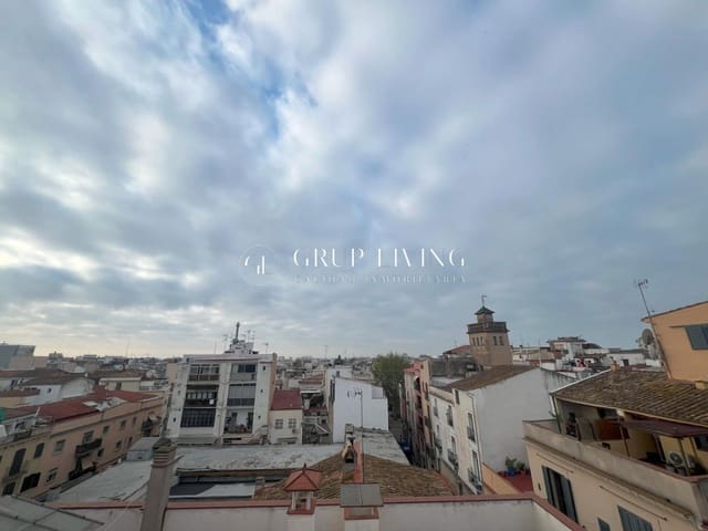 2 bedroom Flat for sale in Vilanova i la Geltrú - € 340,000 (Ref: 8597526)