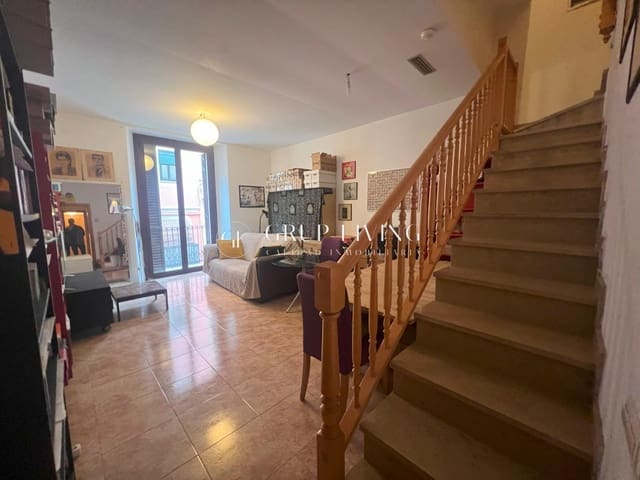 2 bedroom Flat for sale in Vilanova i la Geltrú - € 340,000 (Ref: 8597526)