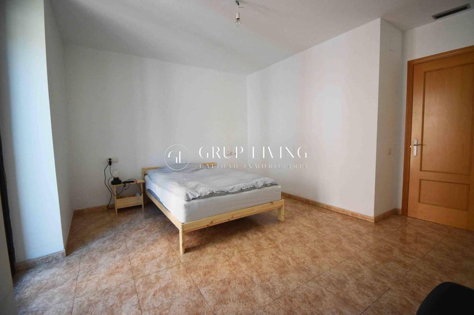 2 bedroom Flat for sale in Vilanova i la Geltru - € 335,000 (Ref: 8597526)