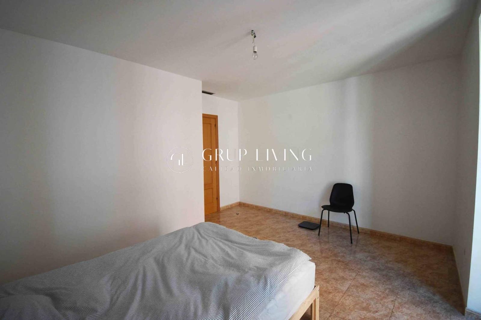 2 bedroom Flat for sale in Vilanova i la Geltru - € 335,000 (Ref: 8597526)