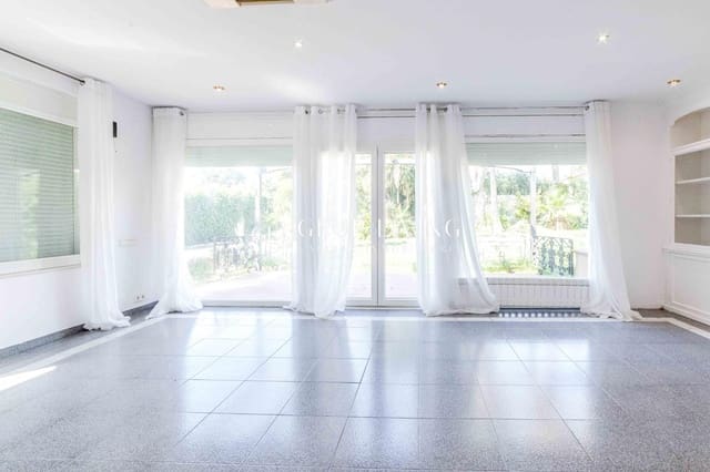 3 soveværelse Villa til salg i Vilafortuny, Cambrils med swimmingpool garage - € 920.000 (Ref: 8652475)