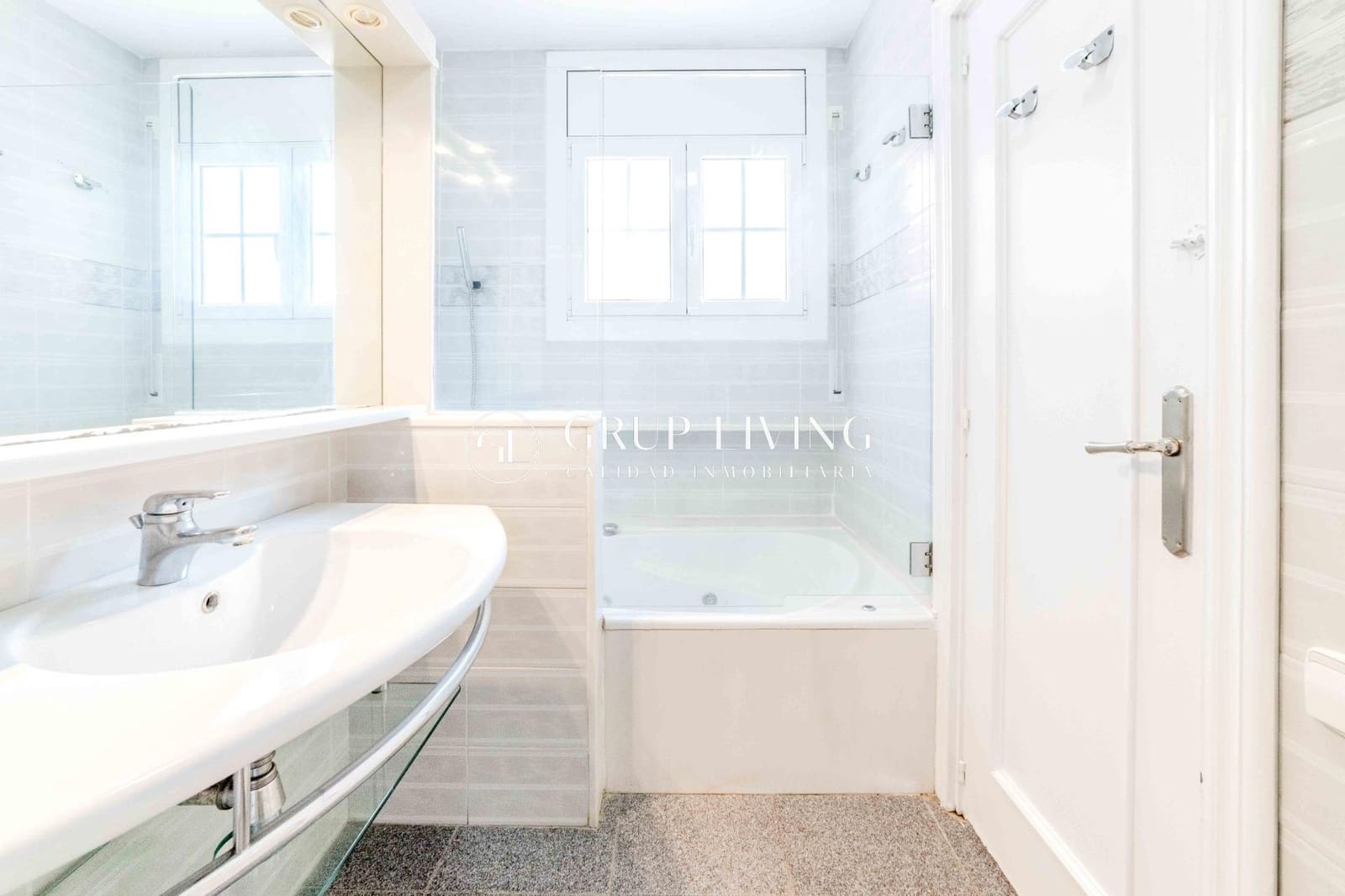 3 soveværelse Villa til salg i Vilafortuny med swimmingpool garage - € 920.000 (Ref: 8652475)