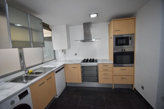 Piso de 3 habitaciones en Vilanova i la Geltrú en venta - 235.000 € (Ref: 8810188)