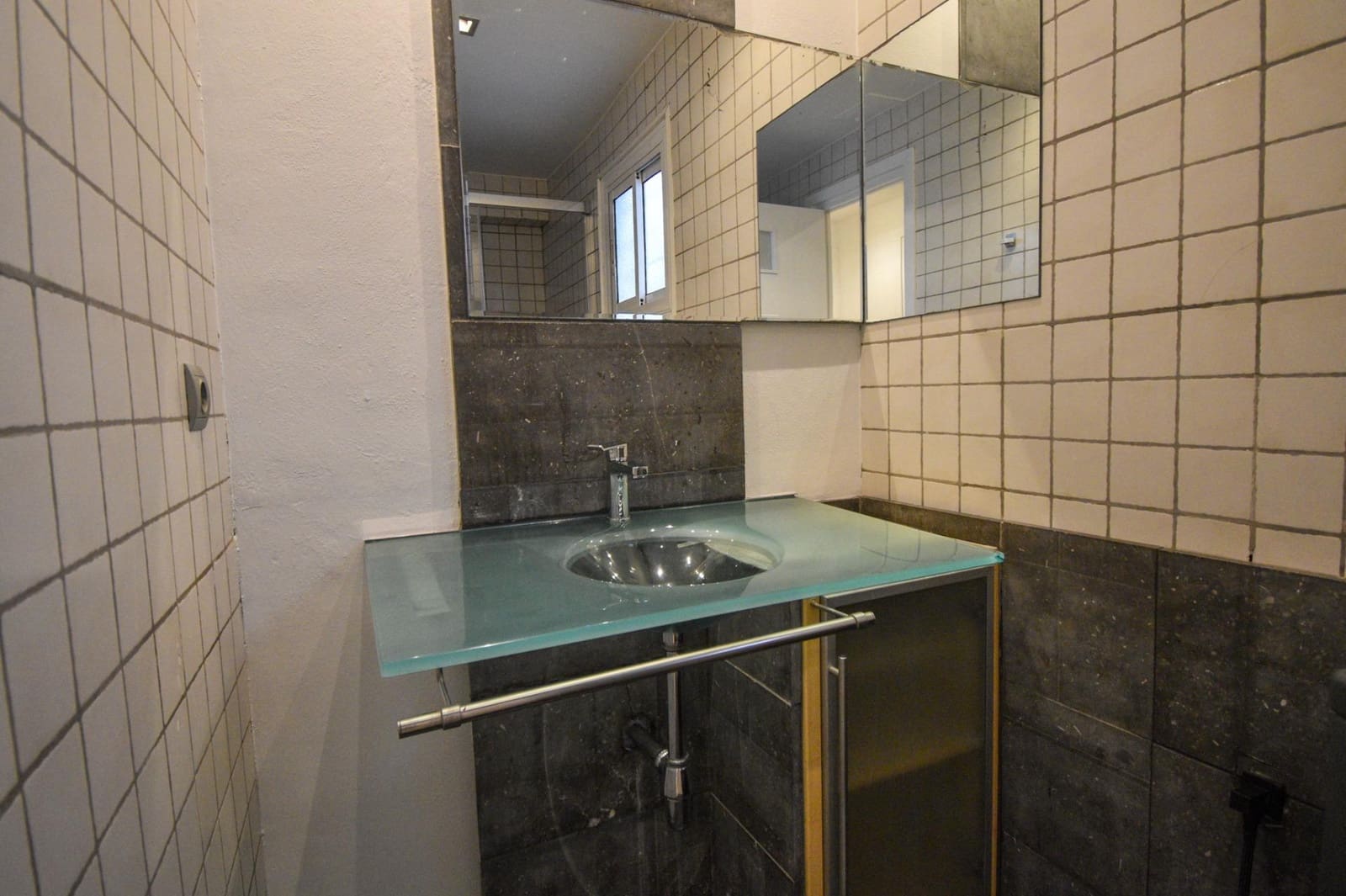 Piso de 3 habitaciones en Vilanova i la Geltrú en venta - 235.000 € (Ref: 8810188)