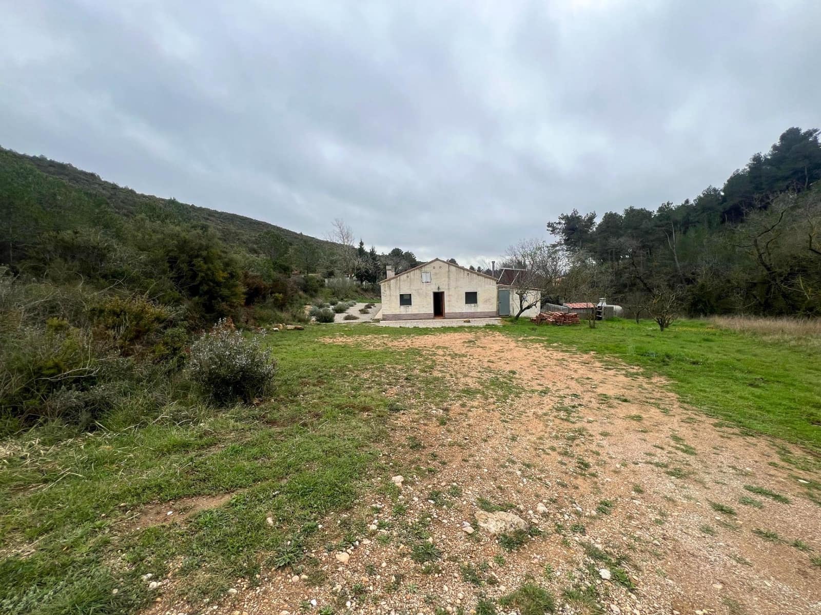 4 slaapkamer Finca/Landhuis te koop in Torrelles de Foix - € 289.500 (Ref: 8865085)